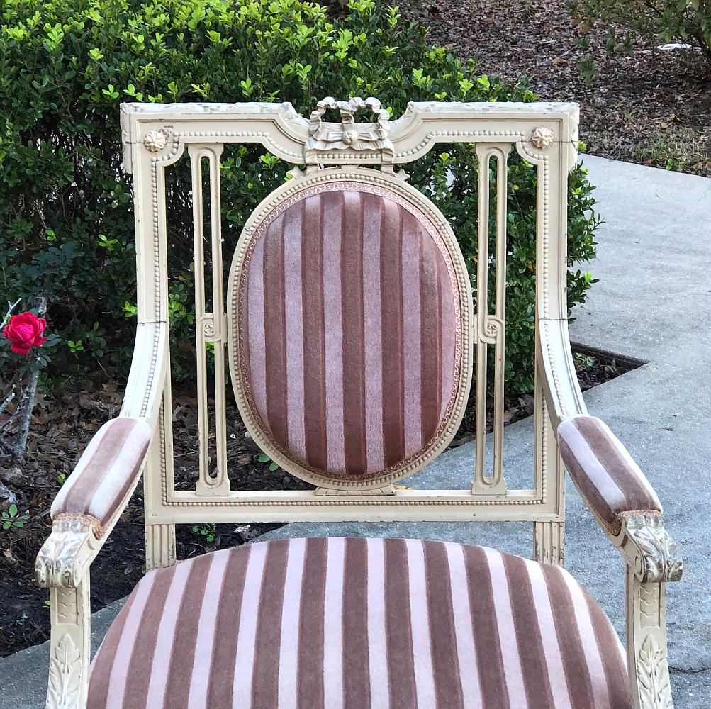 Pair of 19th Century French Louis XVI Painted Armchairs For Sale 1