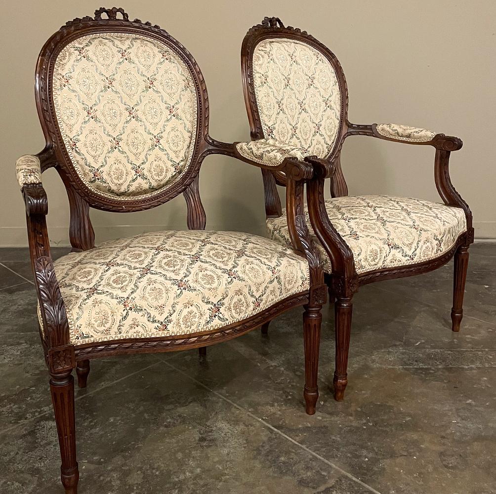 Pair 19th Century French Louis XVI Walnut Armchairs ~ Fauteuils In Good Condition For Sale In Dallas, TX