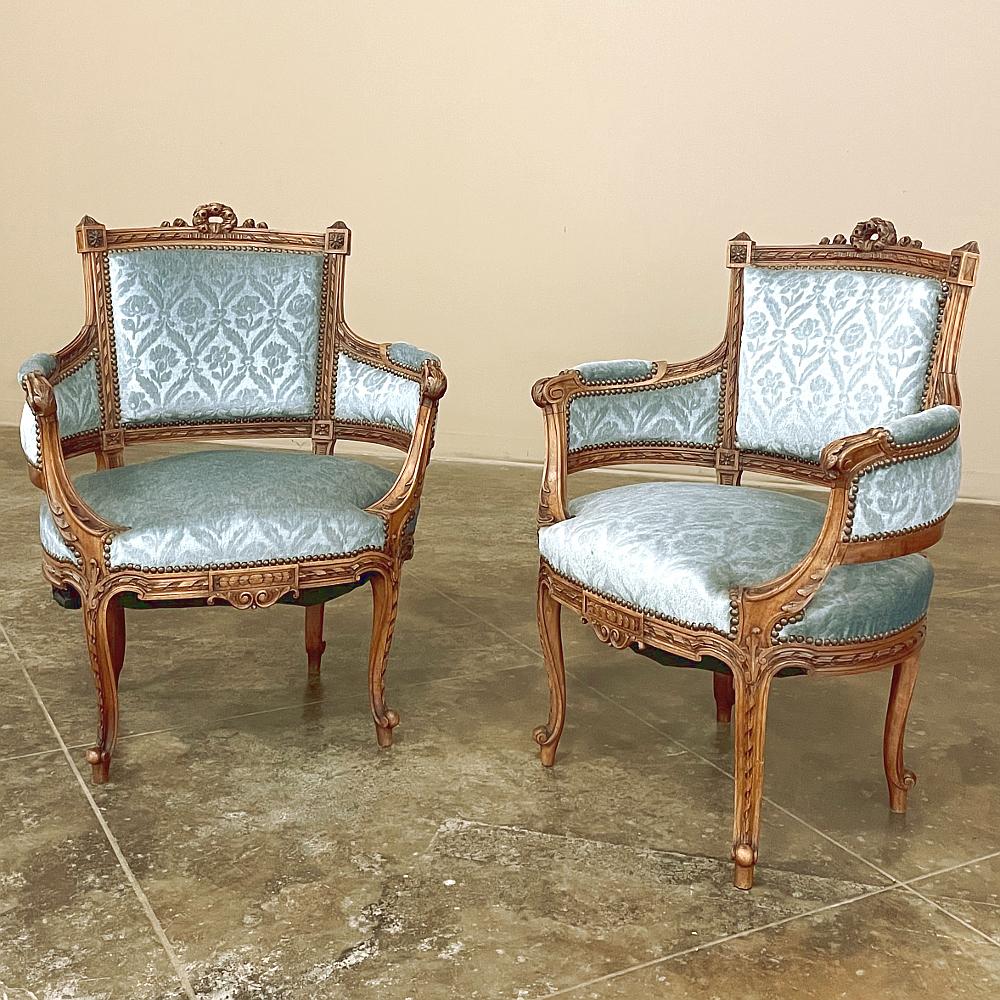 Hand-Carved Pair 19th Century French Louis XVI Walnut Bergeres, Armchairs For Sale