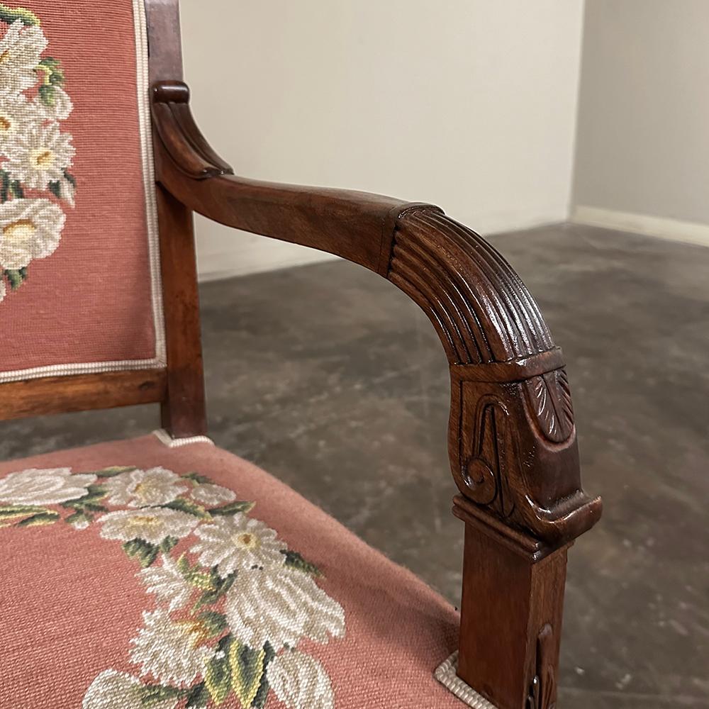 PAIR Französische Mahagoni-Empire-Sessel des 19. Jahrhunderts mit Gobelinstickerei-Wandteppich im Angebot 11