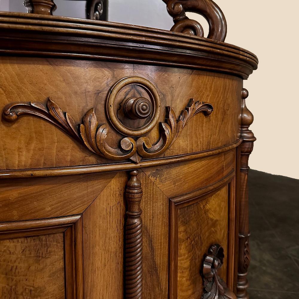 Paire d'armoires d'angle d'époque Napoléon III du 19ème siècle ~ Vaisseliers en vente 8