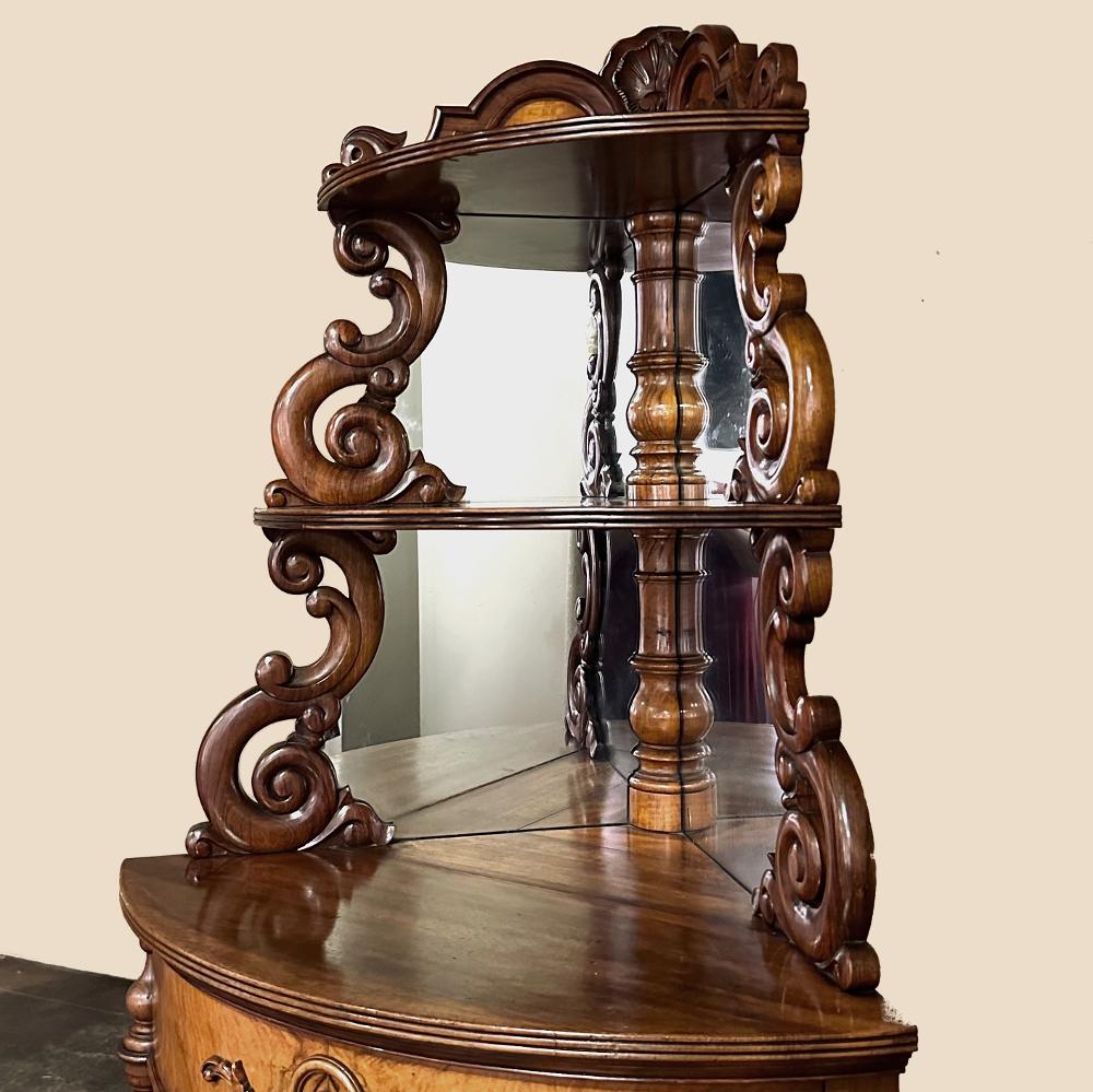 Miroir Paire d'armoires d'angle d'époque Napoléon III du 19ème siècle ~ Vaisseliers en vente