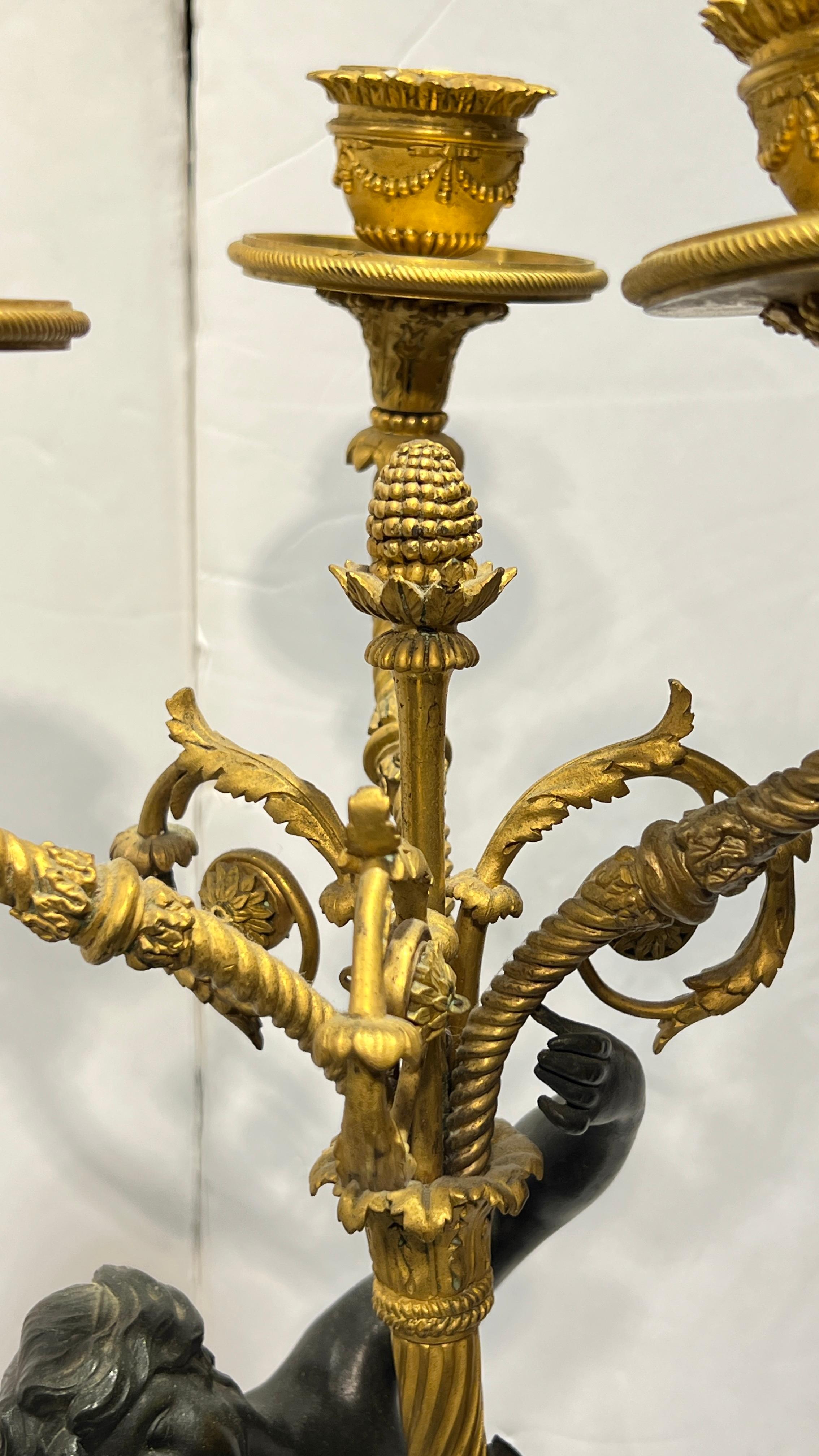 Pair 19th Century French Neoclassical Gilt Bronze and Marble Candelabra in vendita 1