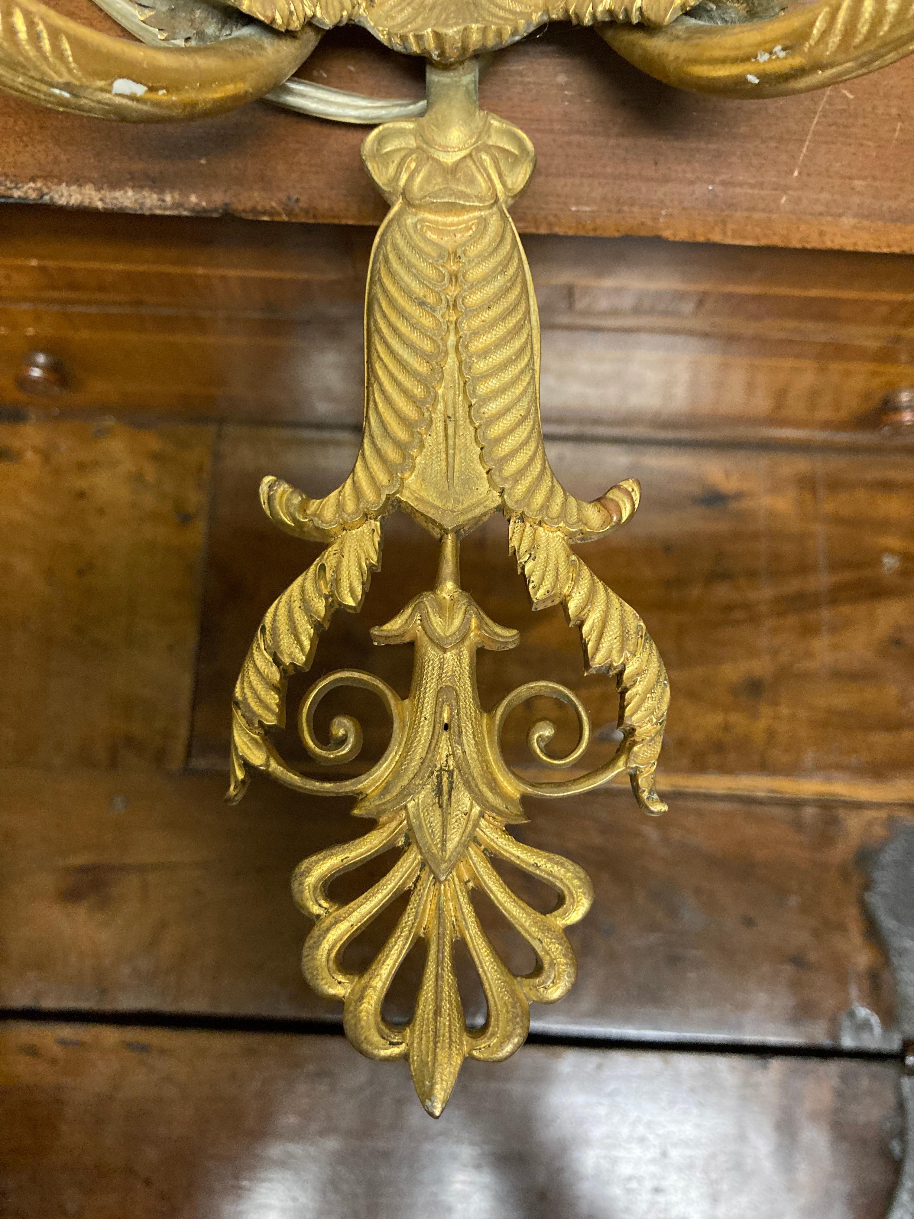 Pair 19th Century French Neoclassical Gilt Bronze Wall Sconces For Sale 12
