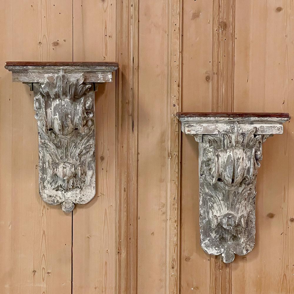 Classical Roman Pair 18th Century French Neoclassical Hand-Carved Painted Wall Sconces, Corbels For Sale