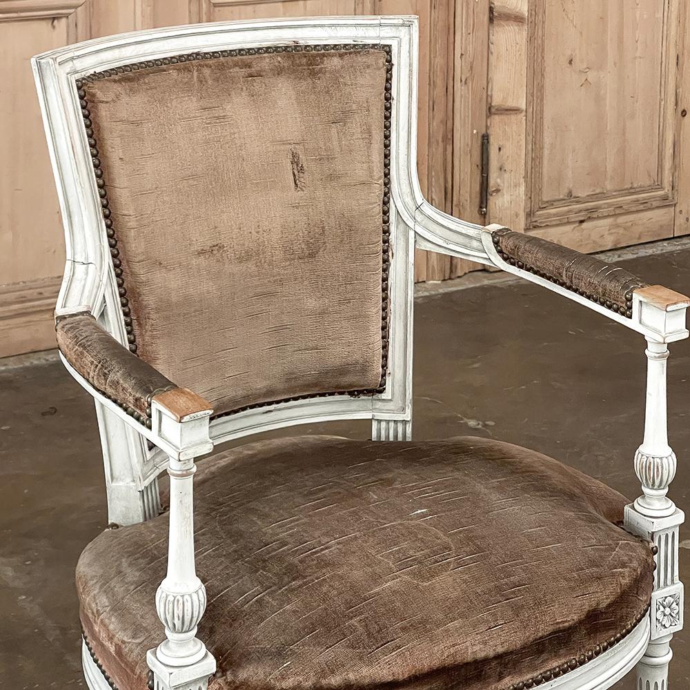 Pair 19th Century French Neoclassical Louis XVI Painted Armchairs For Sale 2