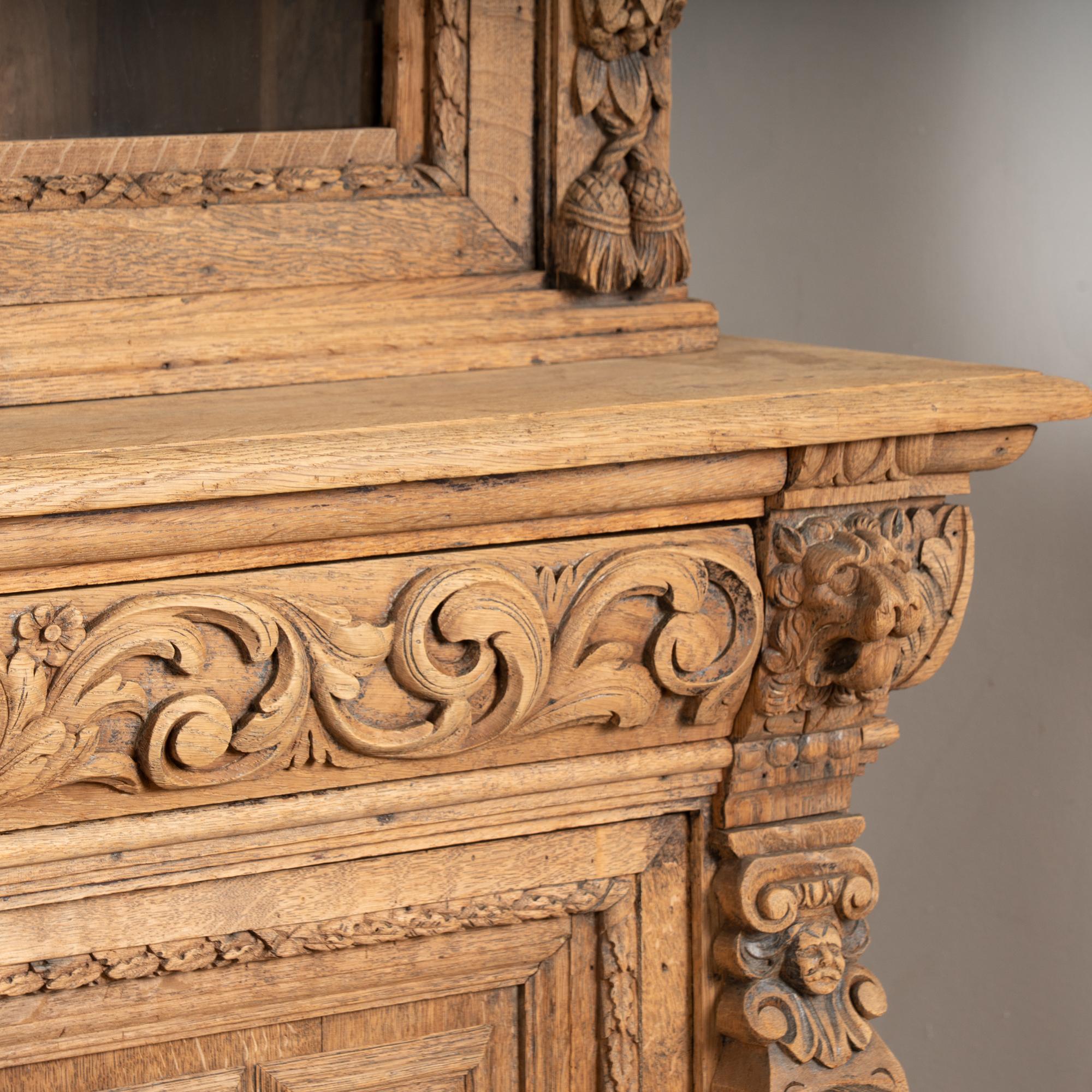 Coppia di librerie francesi del XIX secolo in Oak con ripiani regolabili in vendita 4