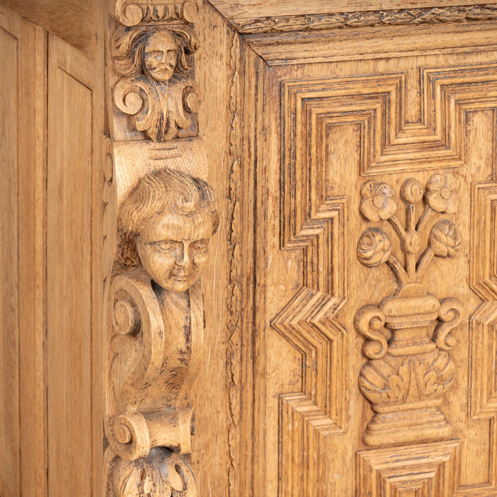 Coppia di librerie francesi del XIX secolo in Oak con ripiani regolabili in vendita 5