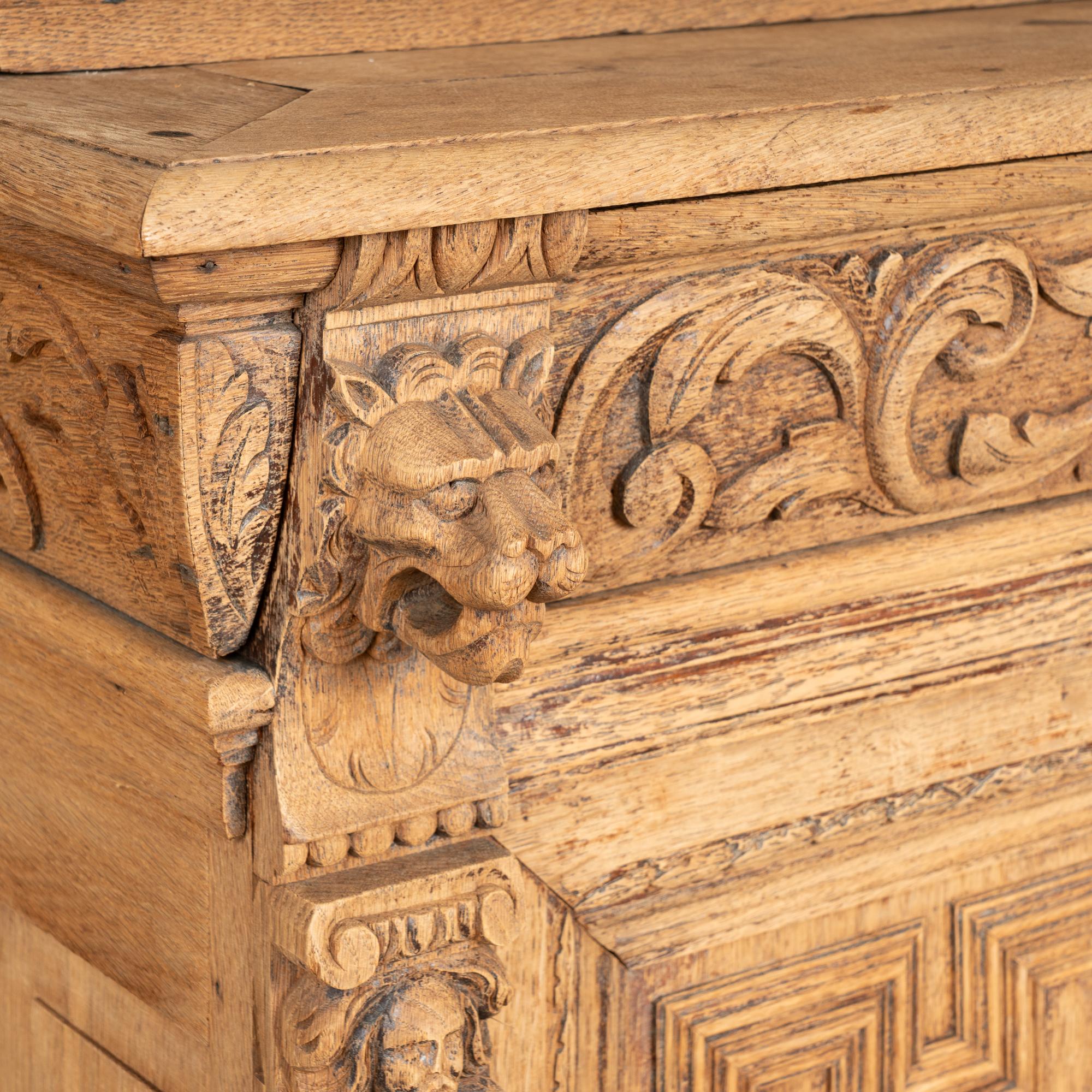 Coppia di librerie francesi del XIX secolo in Oak con ripiani regolabili in vendita 3
