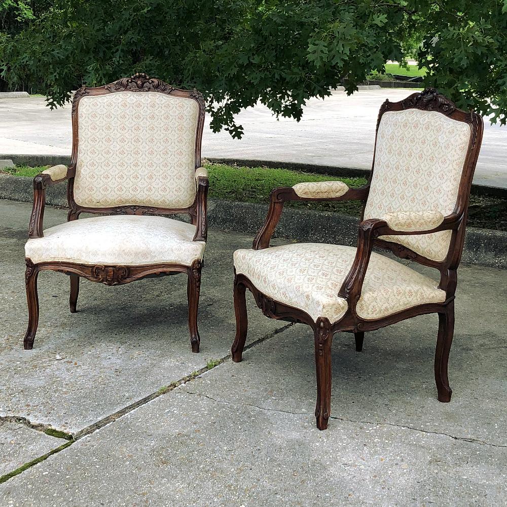 Régence Pair 19th Century French Regence Walnut Armchairs, Fauteuils For Sale