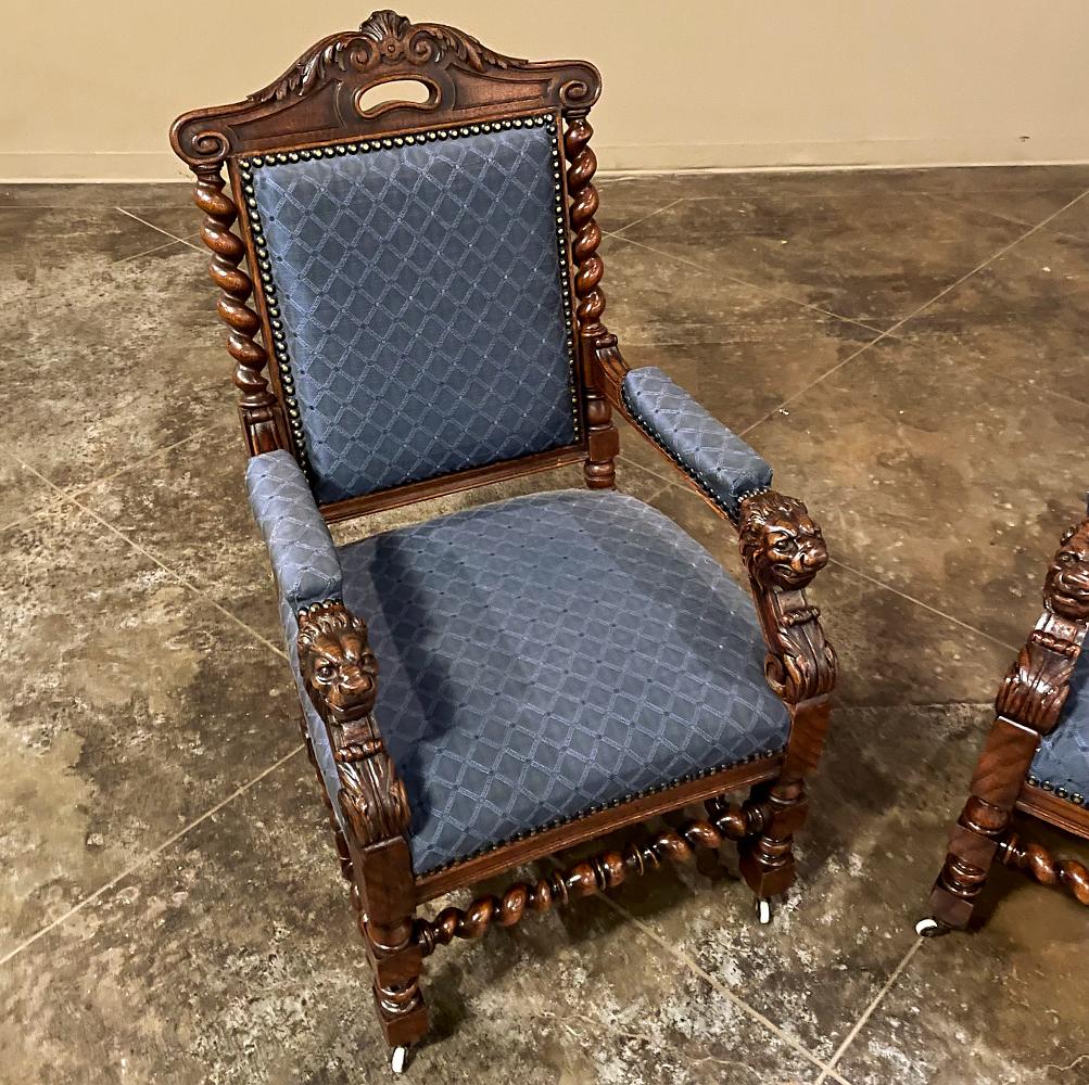 Paire de fauteuils à torsion d'orge French Renaissance du 19ème siècle ~ Fauteuils en vente 3