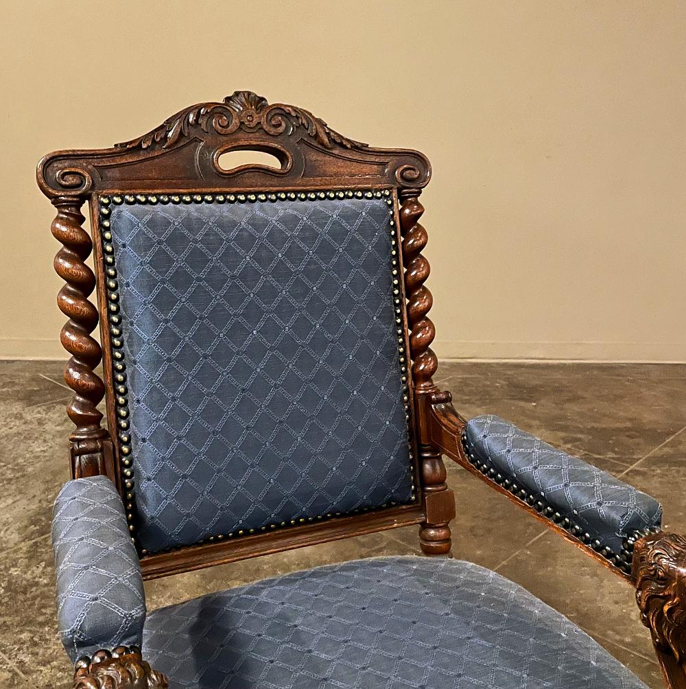 Paire de fauteuils à torsion d'orge French Renaissance du 19ème siècle ~ Fauteuils en vente 4