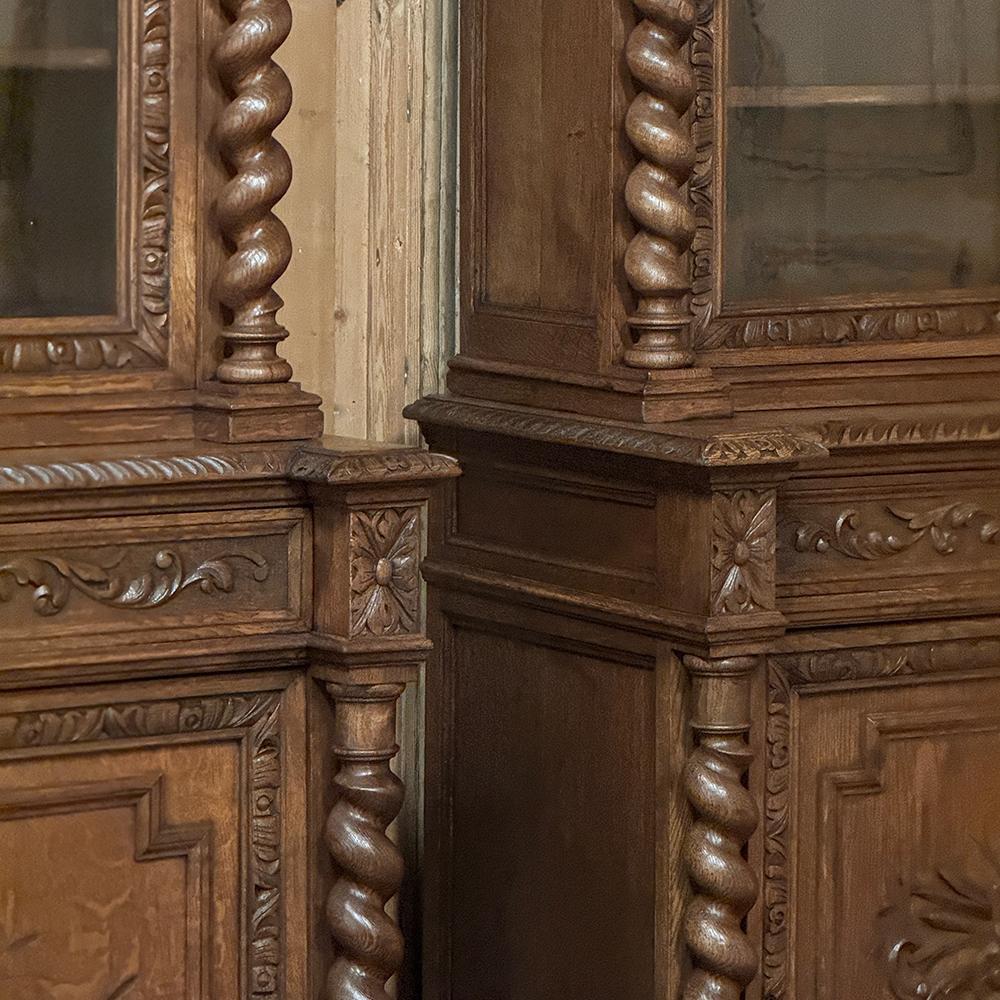 Pair 19th Century French Renaissance Carved Bookcases For Sale 11