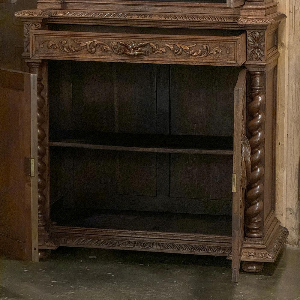 Pair 19th Century French Renaissance Carved Bookcases For Sale 3