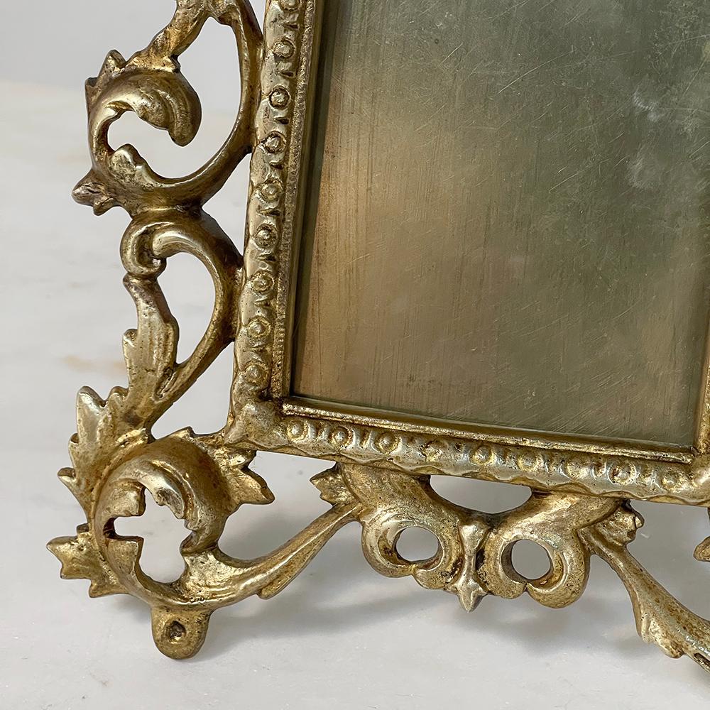 Pair 19th Century French Rococo Louis XV Cast Bronze Picture Frames For Sale 8