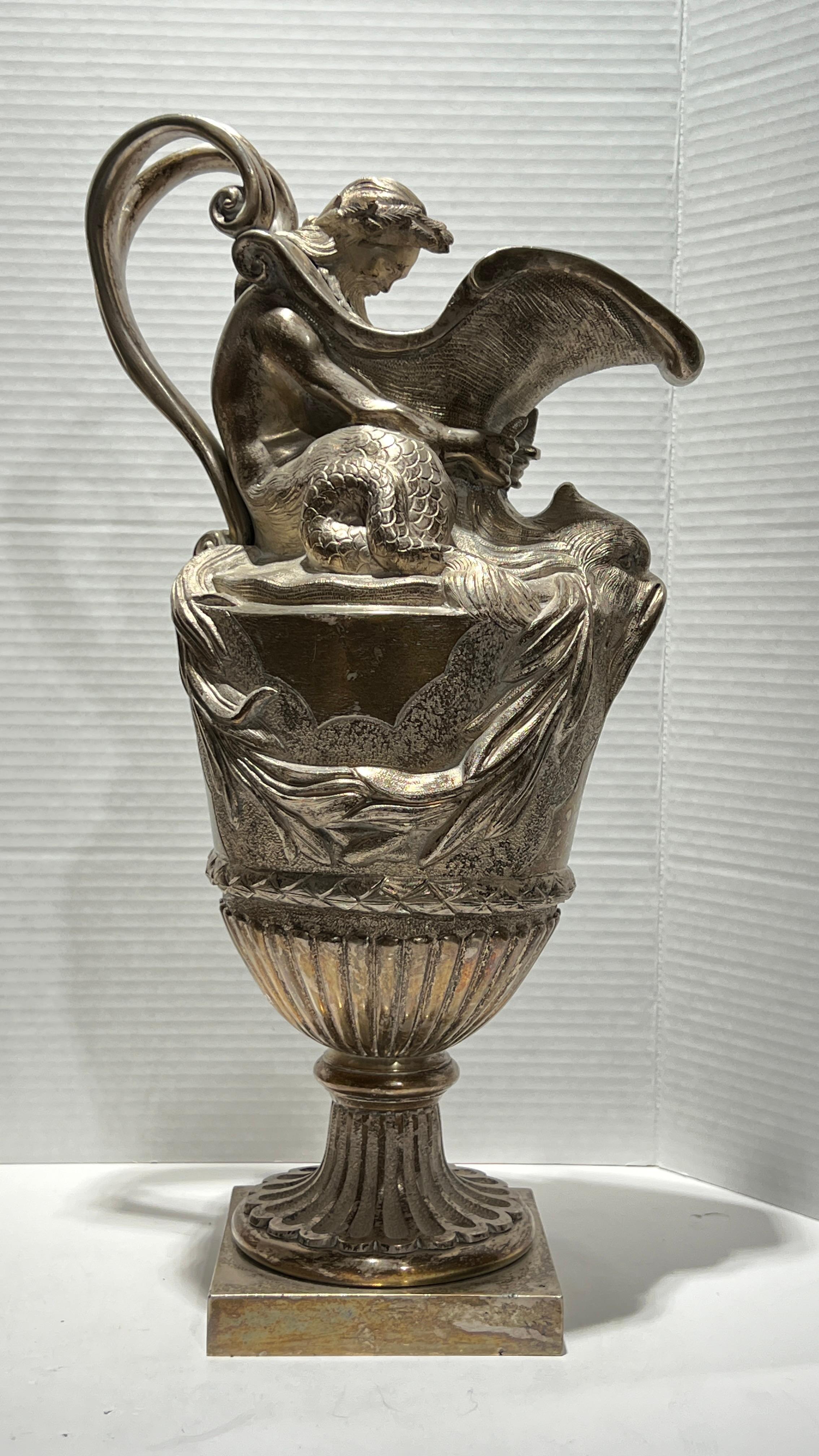 Paar französische Vasen in Kandelaberform aus versilberter Bronze im Louis-XVI-Stil des 19. Jahrhunderts im Angebot 13