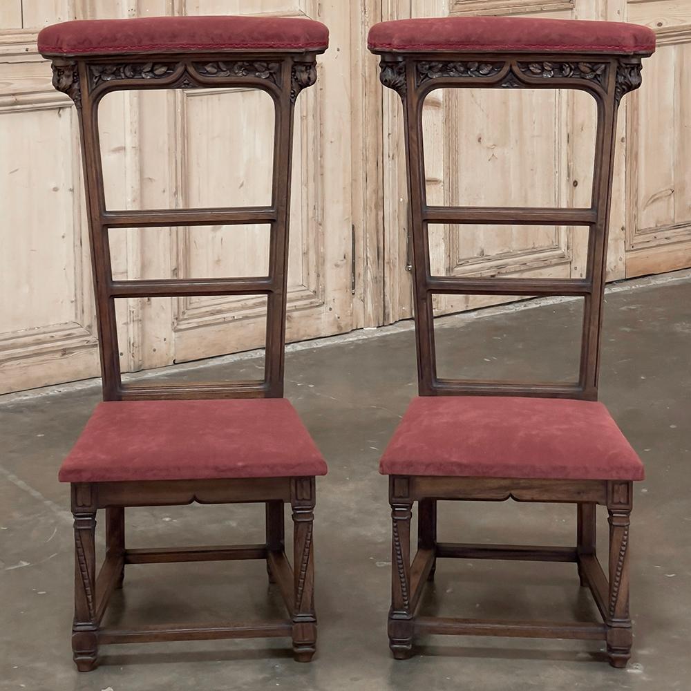 Gothic Revival Pair 19th Century French Walnut Neogothic Prayer Kneelers For Sale