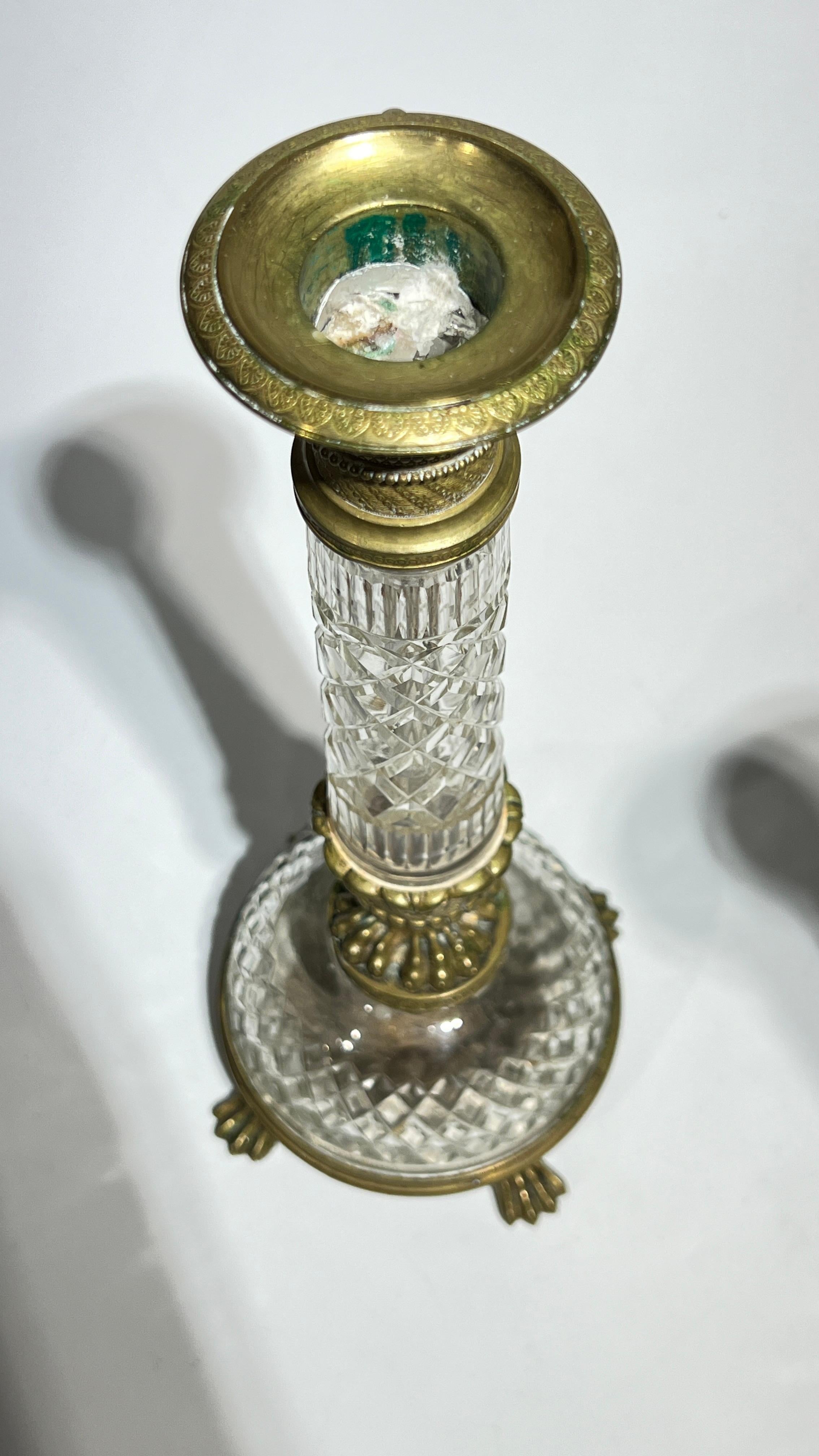 Paire de chandeliers de style Empire en bronze doré et verre taillé du 19e siècle en vente 13