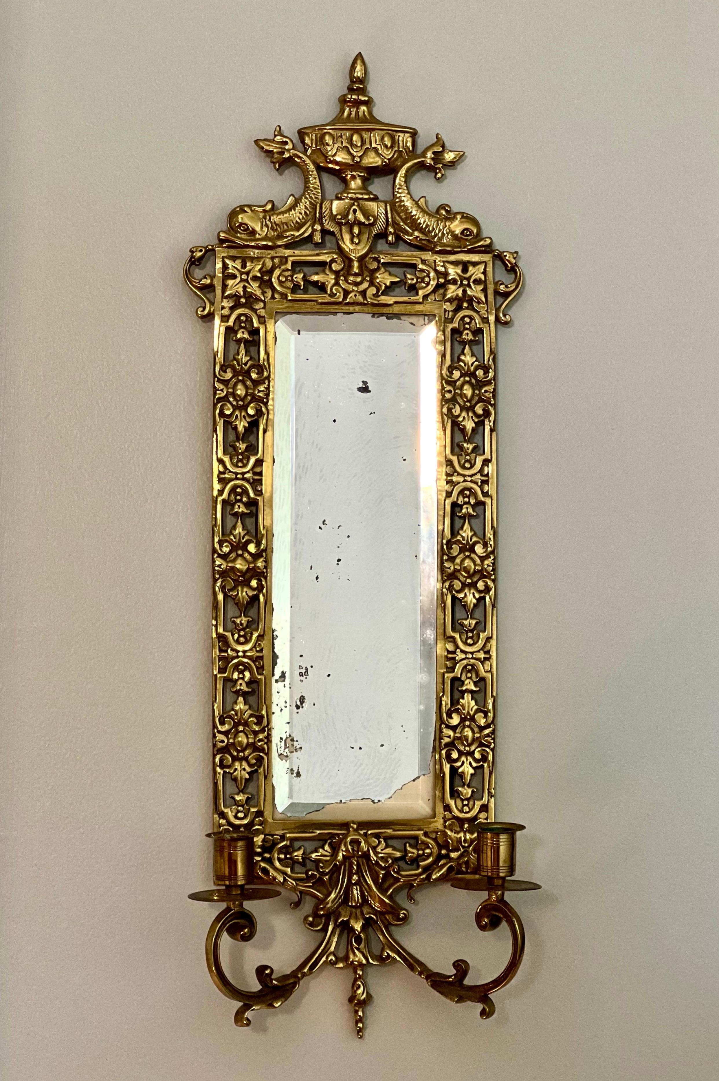 Paar vergoldete Bronze-Girandole des 19. Jahrhunderts mit Kandelabern im Zustand „Gut“ im Angebot in Doylestown, PA