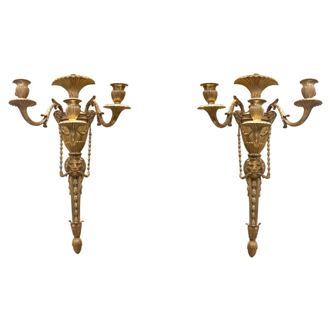 Paire d'appliques en bronze doré du 19ème siècle de style géorgien anglais en vente