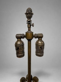 Coppia di lampade neoclassiche in bronzo e marmo di Siena, in stile Grand Tour del XIX secolo
