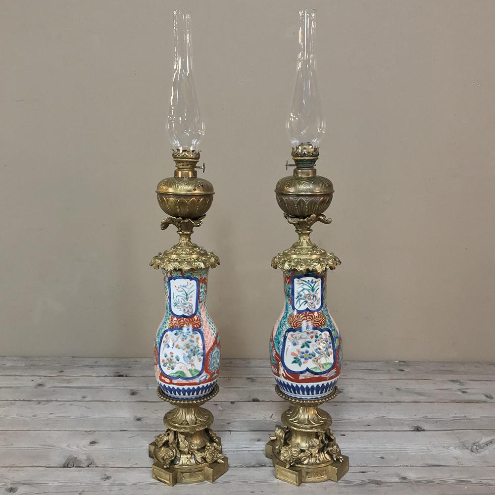 Napoleon III Pair of 19th Century Hand Painted Porcelain and Bronze Oil Lanterns For Sale