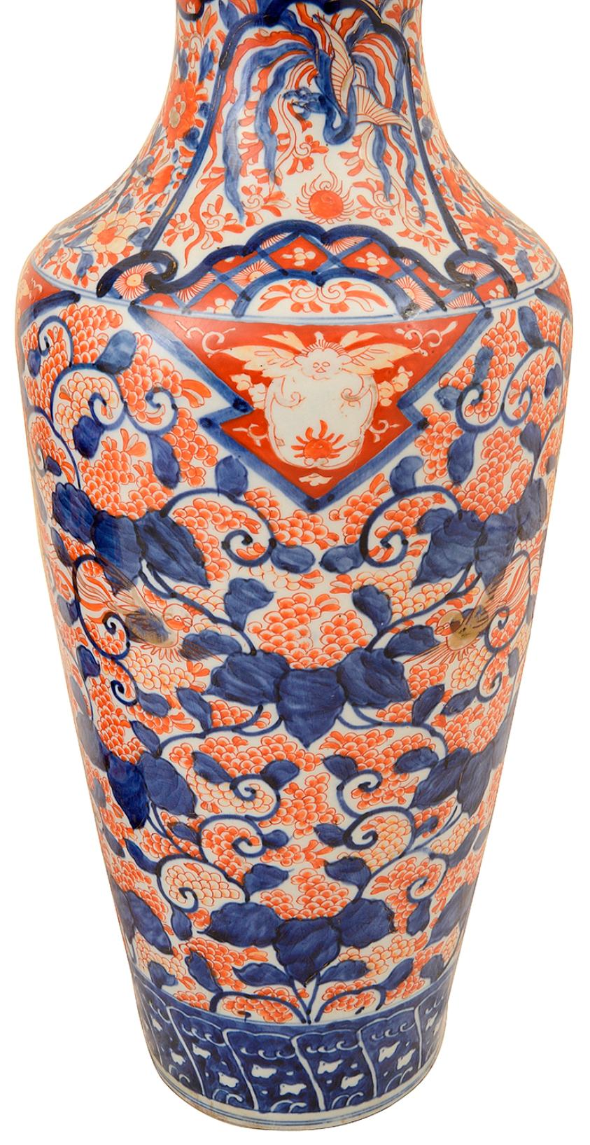 Matched Pair 19th Century Imari Vases In Good Condition For Sale In Brighton, Sussex