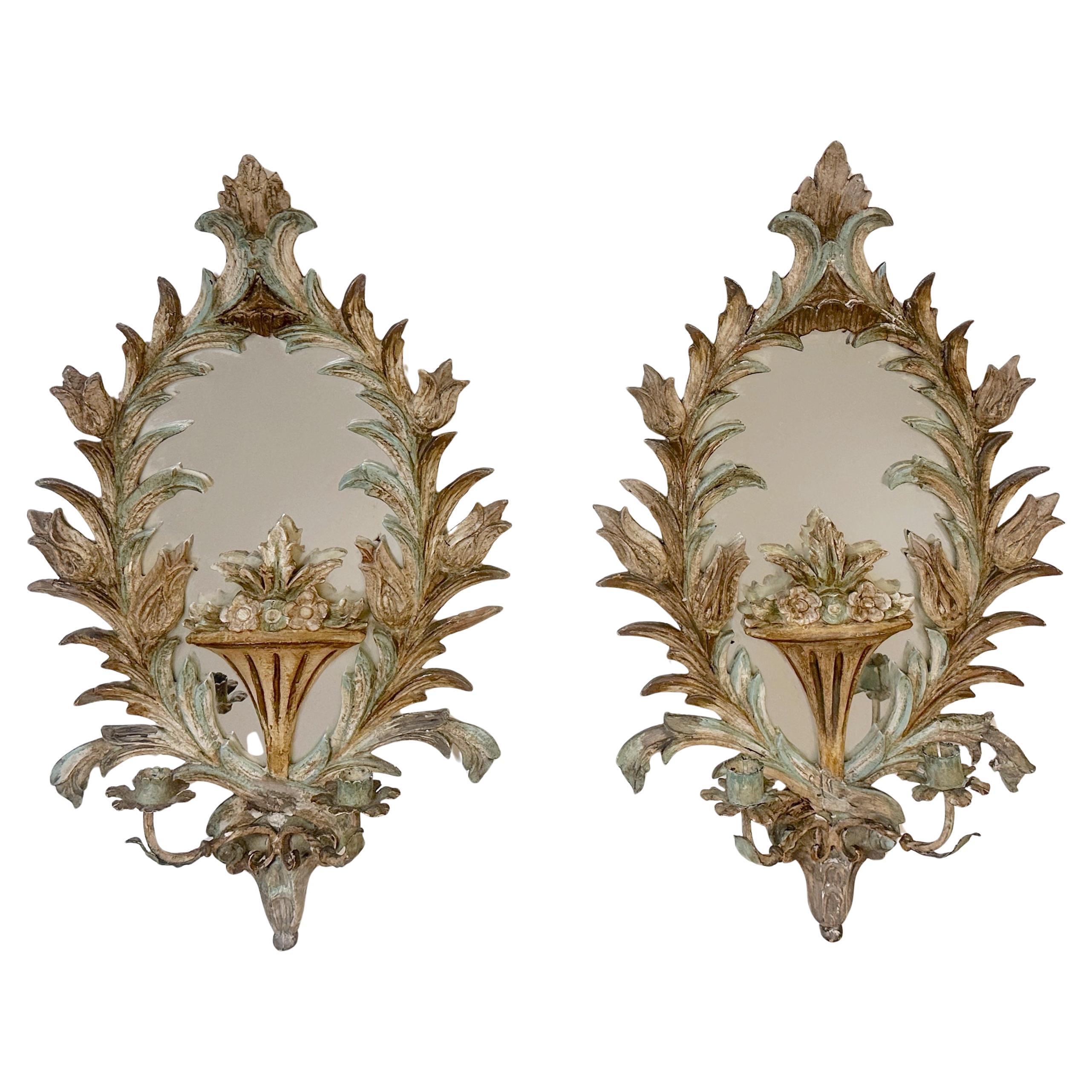Paire de miroirs muraux et bougeoirs rococo vénitiens peints italiens du 19ème siècle