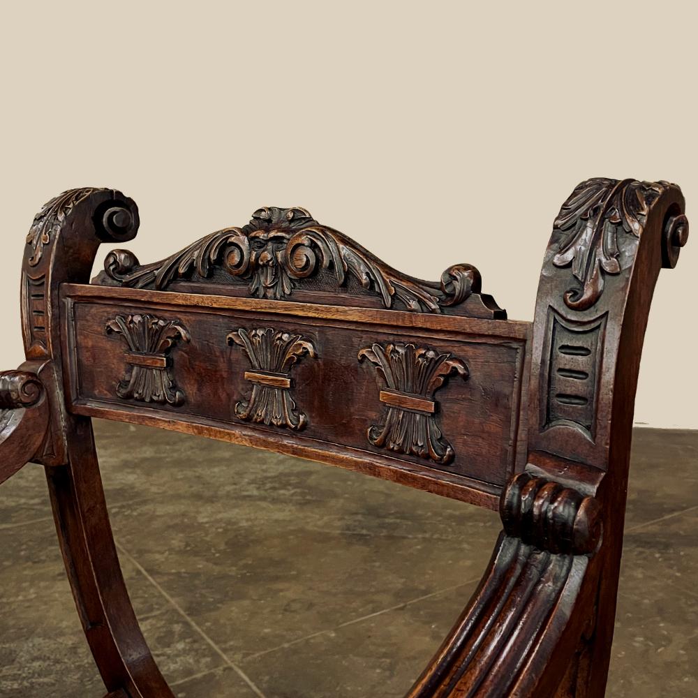 Paire de fauteuils de la Renaissance italienne du 19ème siècle ~ Dagoberts en vente 5