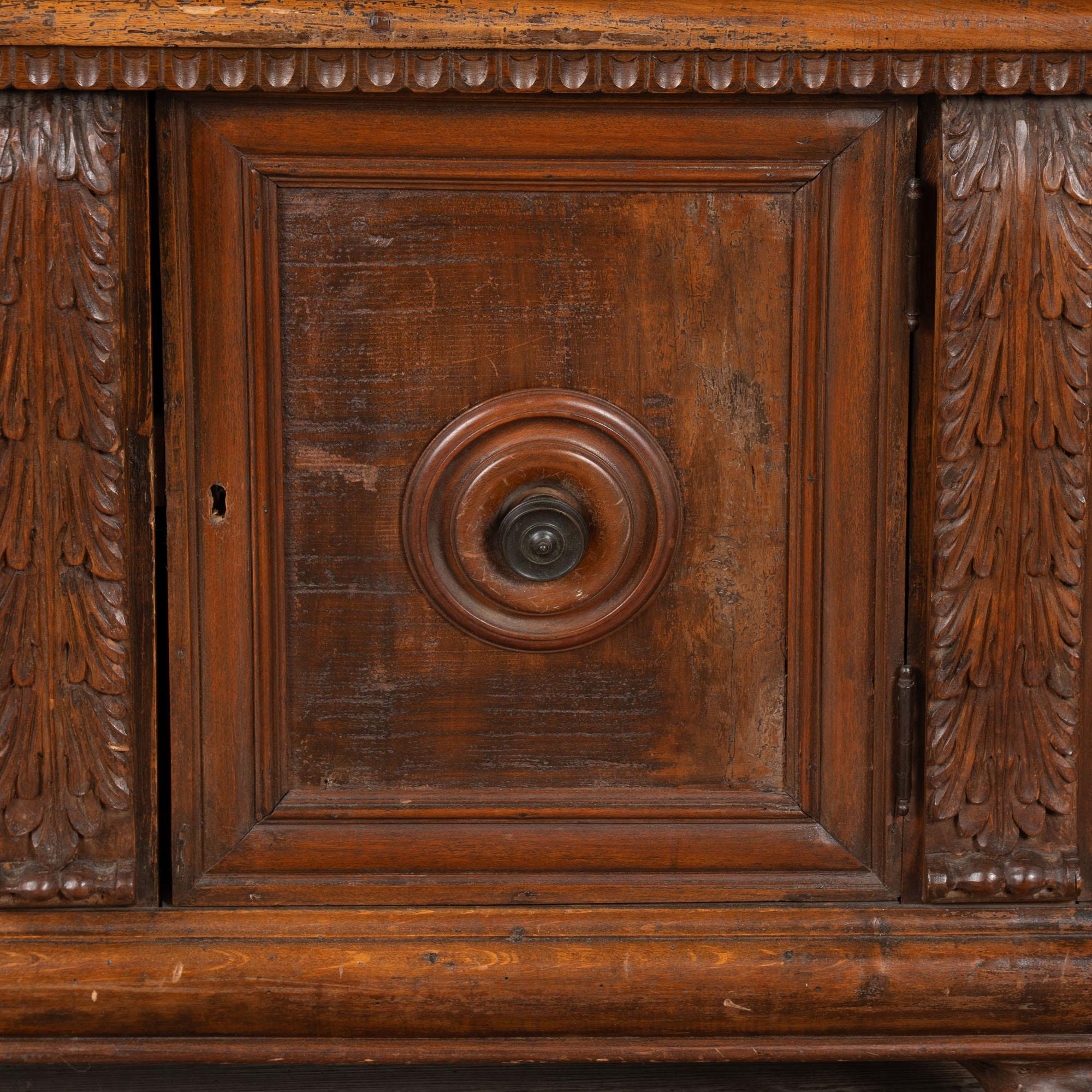 Pair, 19th Century Italian Walnut Bookcases with Open Grillwork Display Cabinet For Sale 7