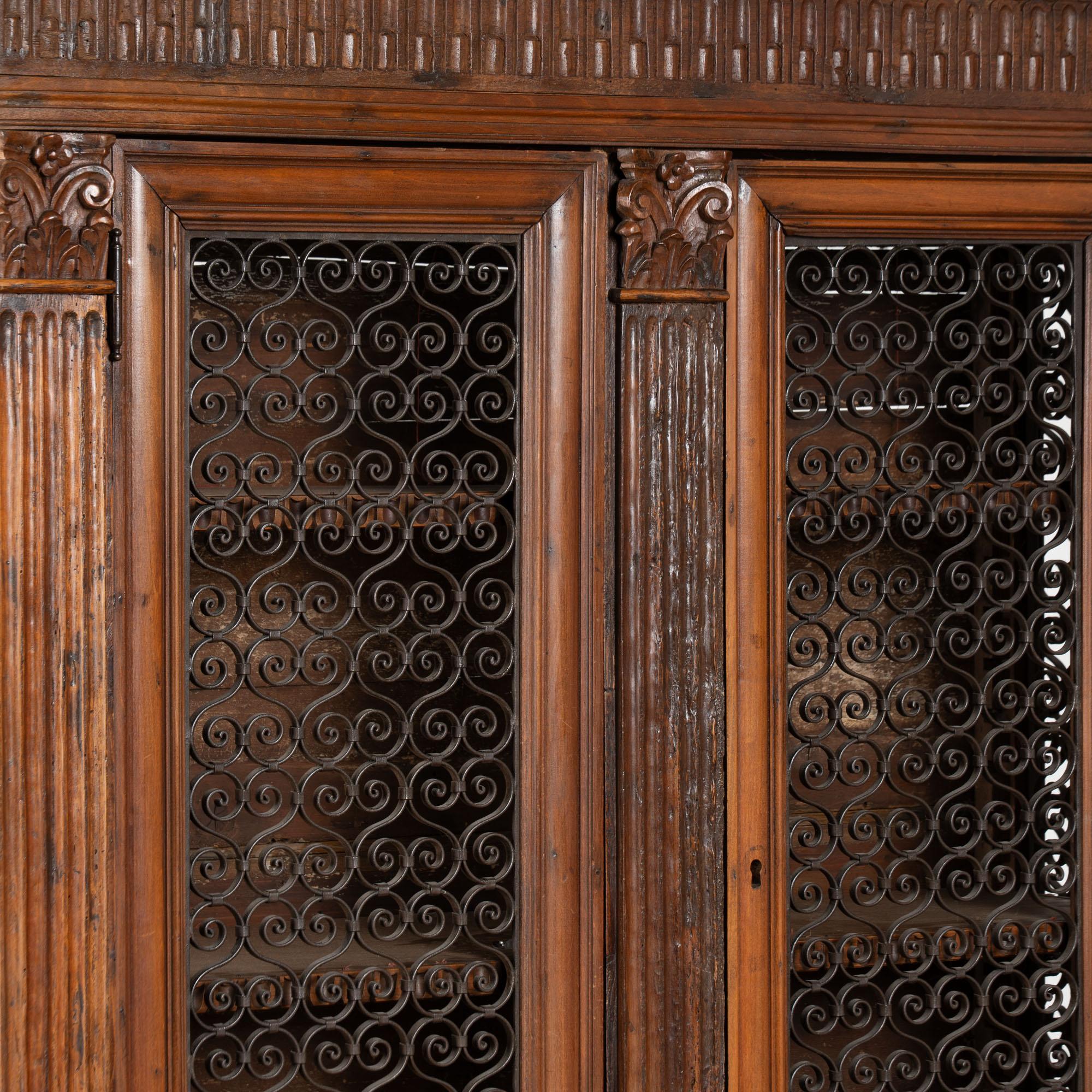 Pair, 19th Century Italian Walnut Bookcases with Open Grillwork Display Cabinet For Sale 1