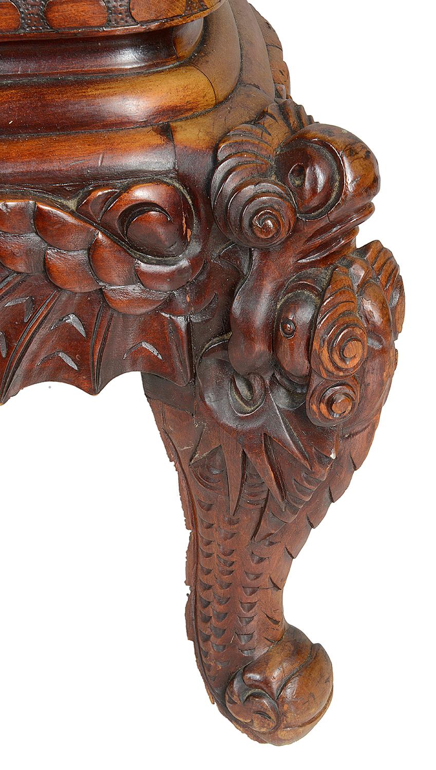 Poltrone in legno intagliato giapponese del periodo Meiji, circa 1900 in vendita 3