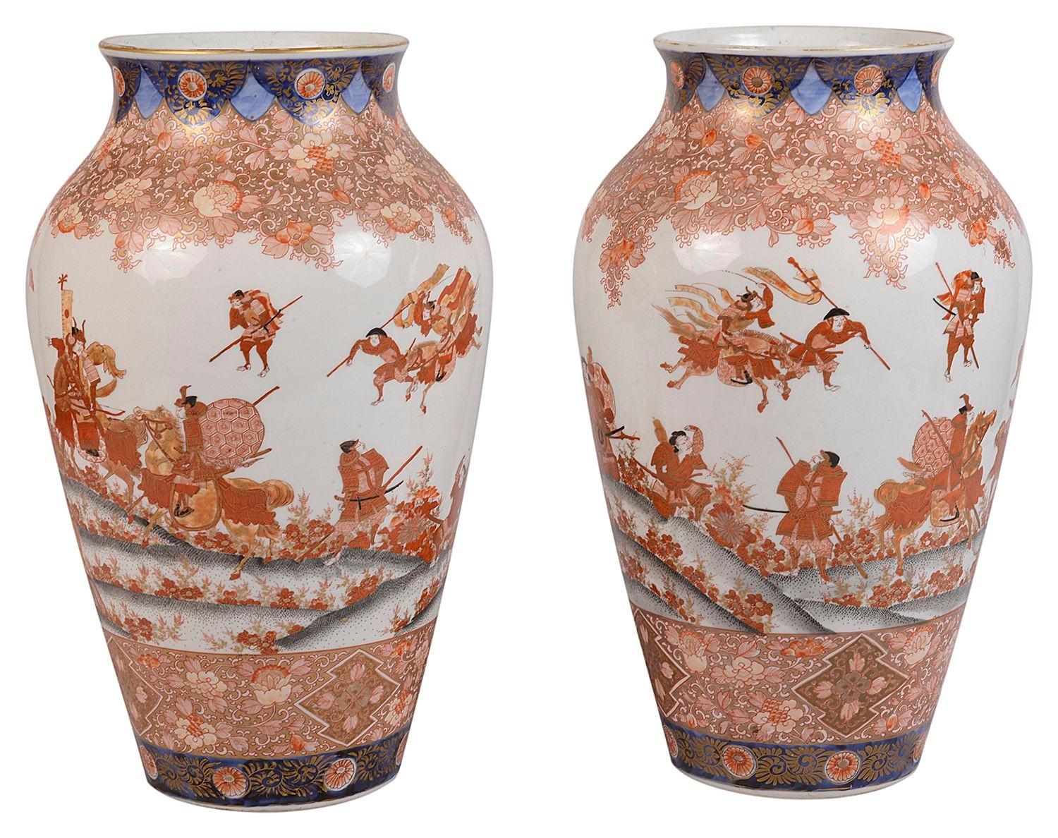 Pareja de jarrones/lámparas de porcelana japonesa Fukagawa de finales del siglo XIX, de gran calidad. Cada una con un maravilloso colorido en los bordes superior e inferior del motivo clásico y escenas de guerreros en guerra.

Lote 72 G9846/. ANKZ