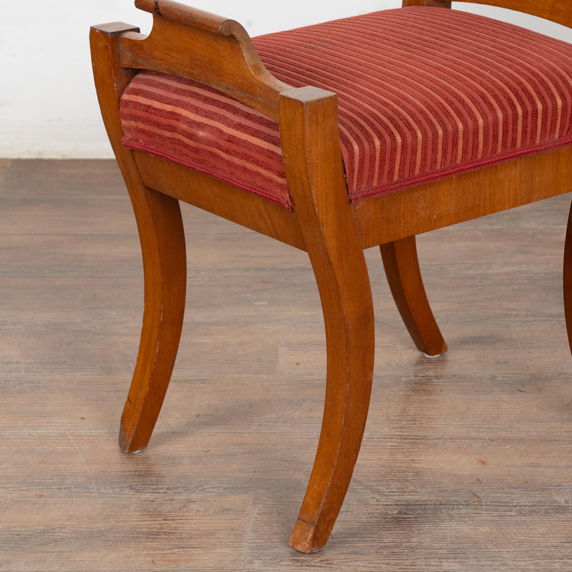 Biedermeier Paire de tabourets en acajou de style Karl Johan du 19e siècle