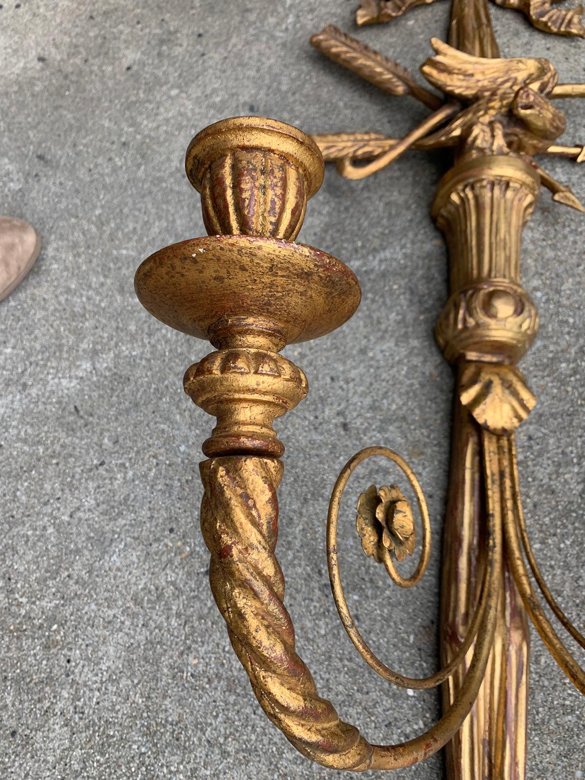Pair of 19th Century Large Georgian Style Giltwood Eagle Sconces For Sale 3