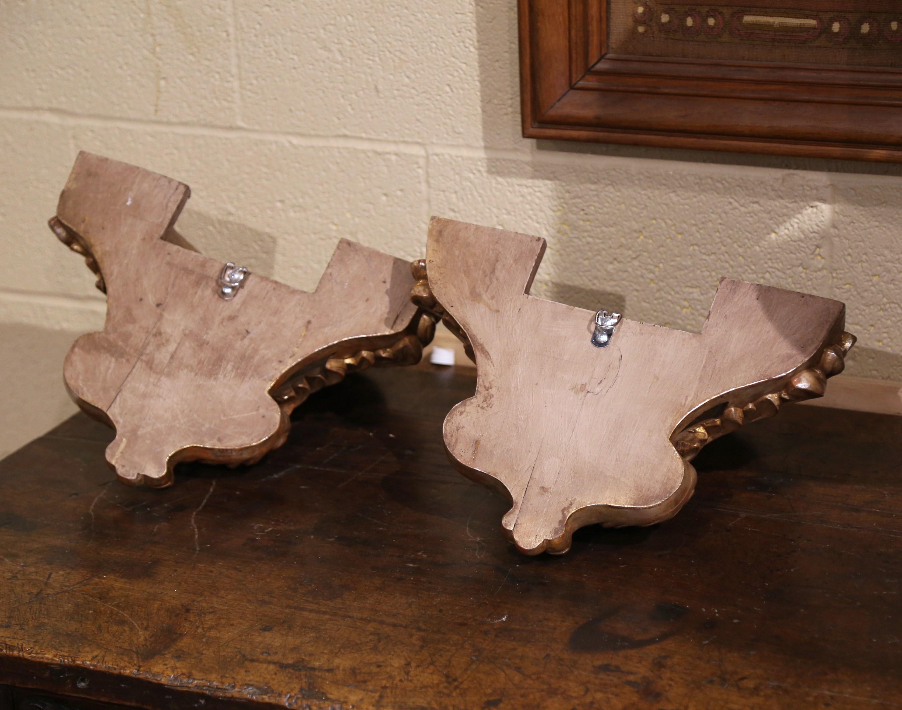 Pair 19th Century Louis XV Carved Giltwood Wall Brackets Consoles from Provence For Sale 2