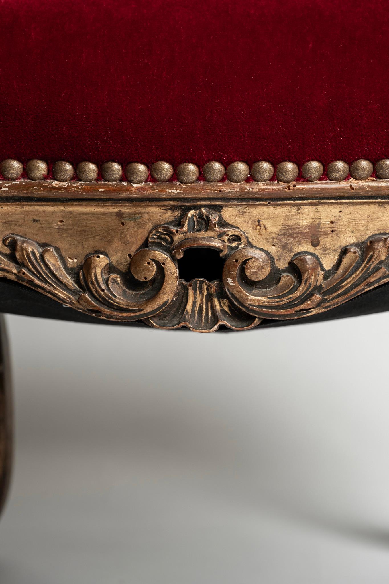 Pair 19th Century Louis XV Style Gold Giltwood Rouge Red Mohair Tabourets In Good Condition For Sale In Houston, TX