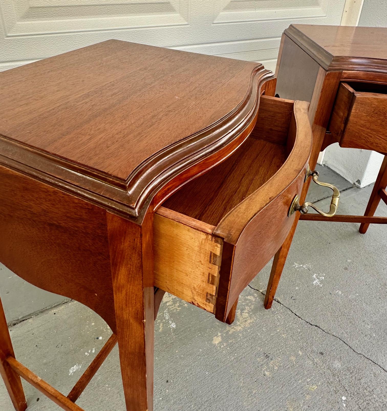 Pair 19th Century Louis XVI Style Mahogany Serpentine Nightstands. For Sale 6