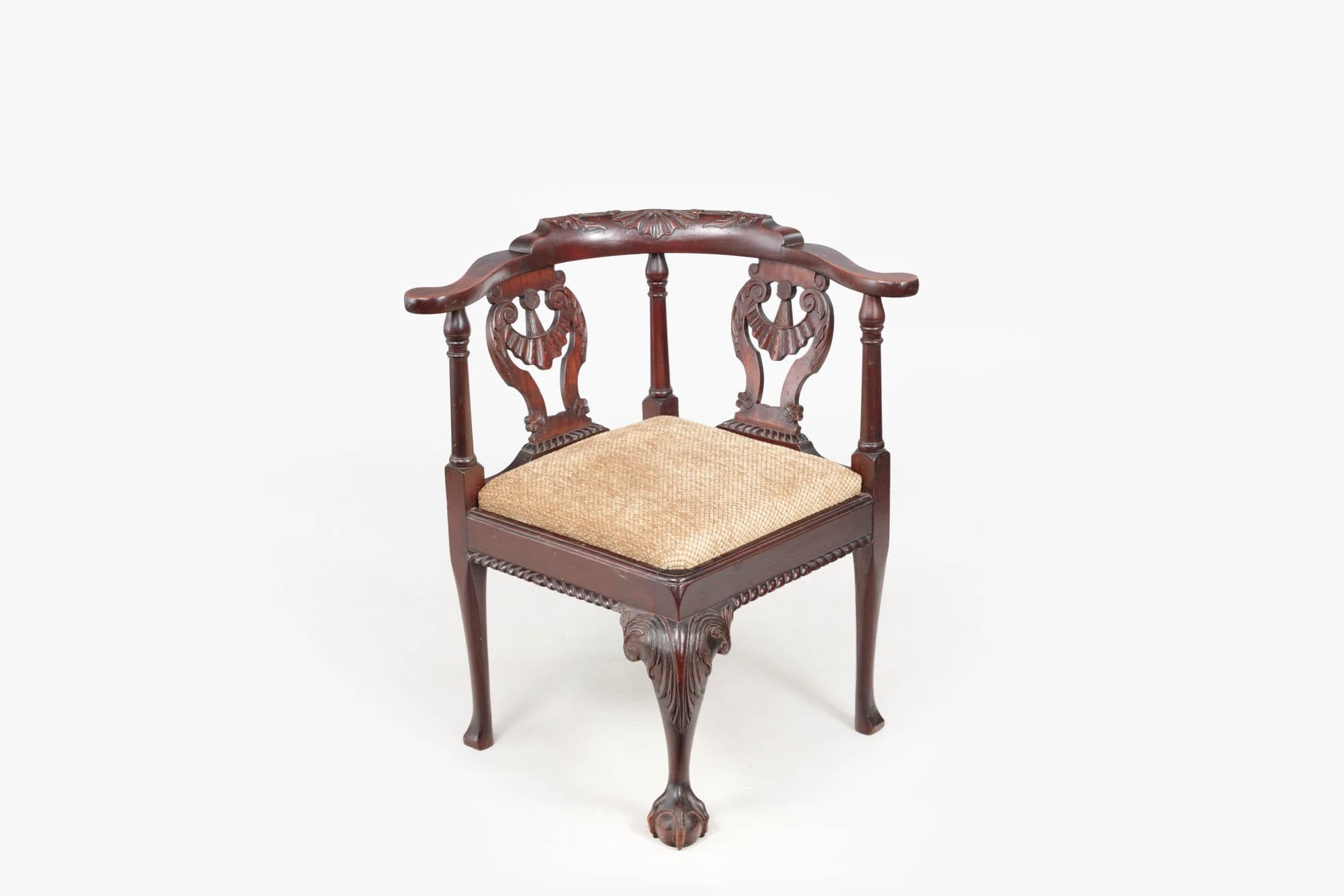 Irish Pair 19th Century Mahogany Corner Chairs For Sale