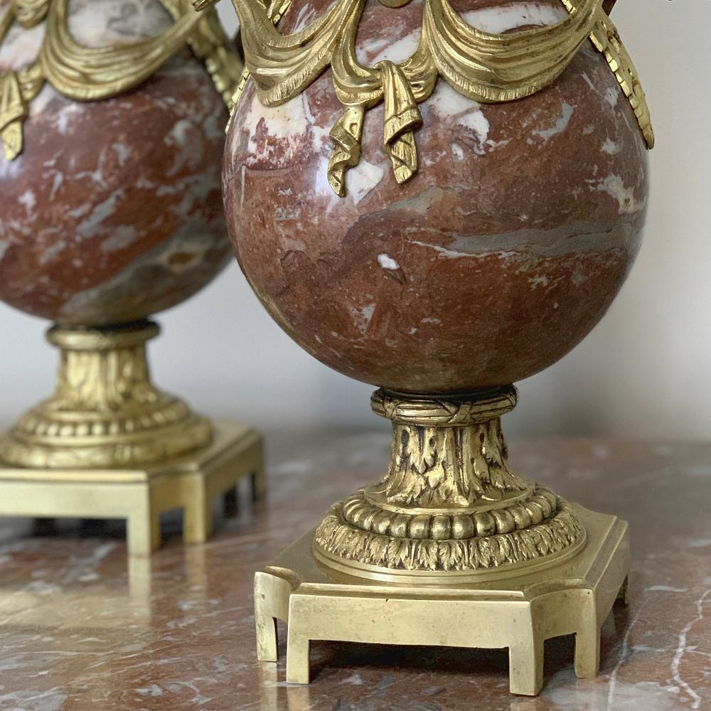 Pair of 19th Century Marble and Bronze Cassolettes For Sale 4