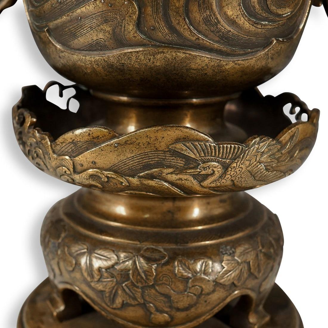 Pair 19th Century Meiji Japanese Usabata Ikebana Bronze Vases For Sale 6