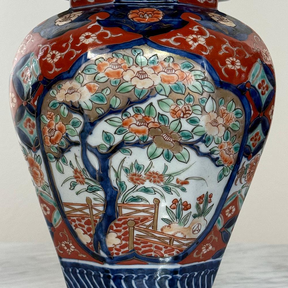 Coppia di urne con coperchio Imari giapponesi del XIX secolo del periodo Meiji in vendita 6