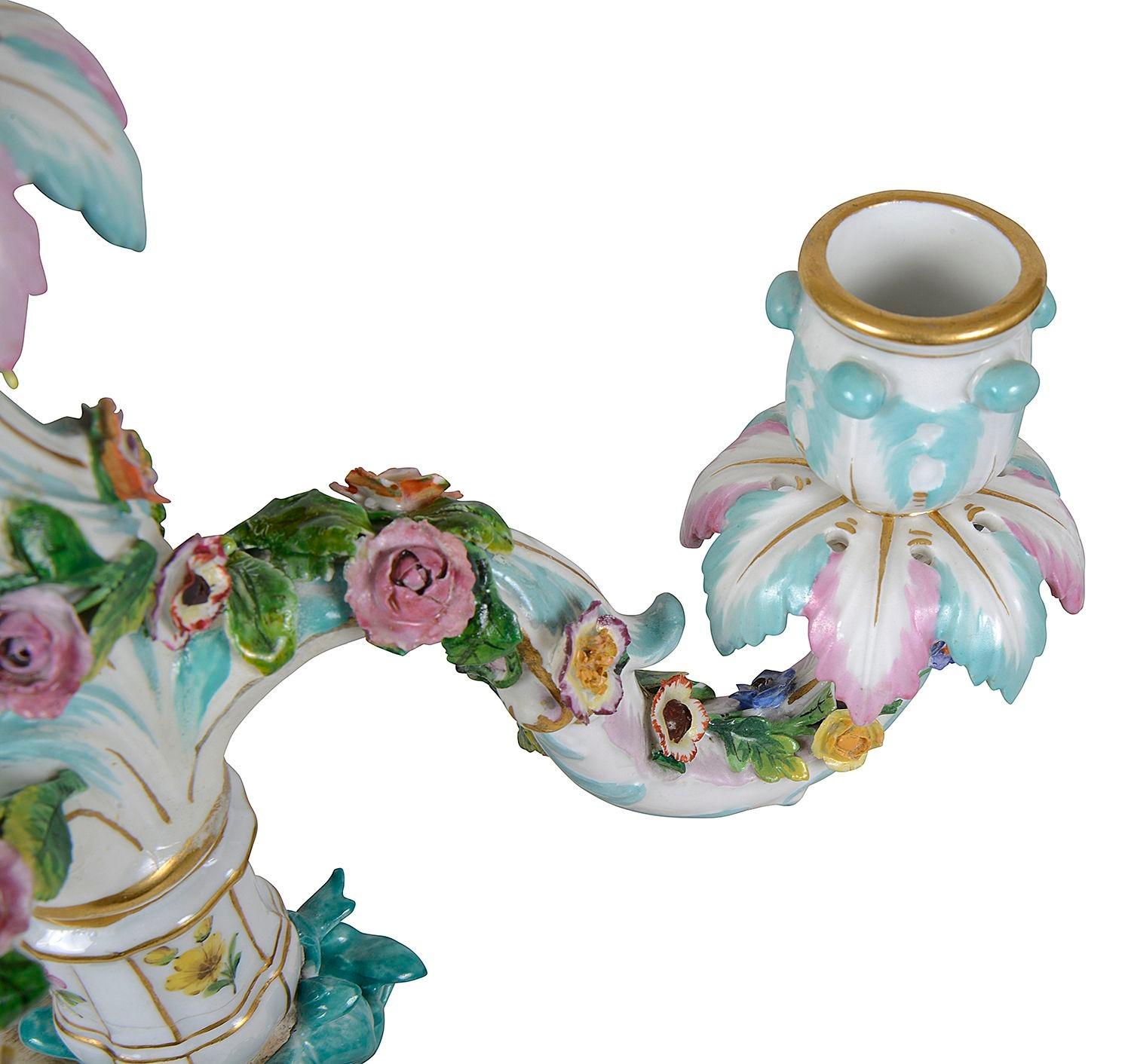 Porcellana Coppia di candelabri di Meissen del XIX secolo in vendita