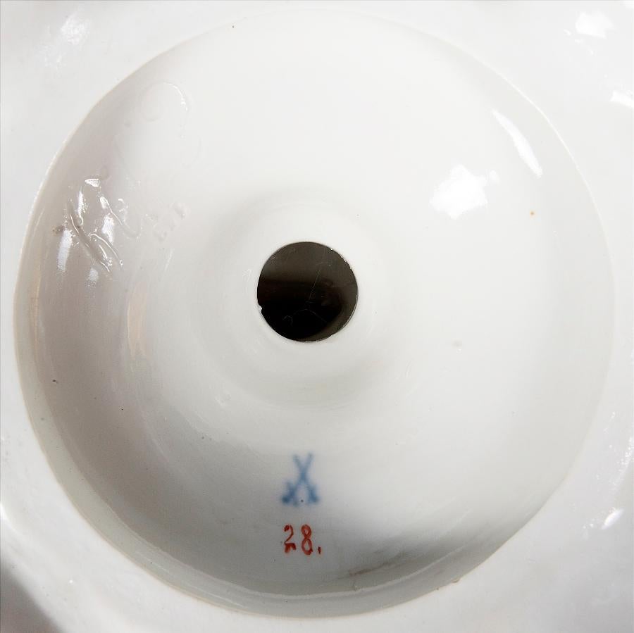 XIXe siècle Paire de candélabres de Meissen du 19ème siècle en vente