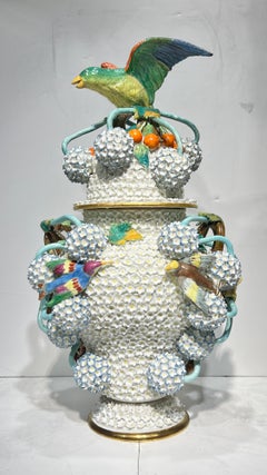 Coppia di vasi in porcellana Meissen Porcelain del XIX secolo