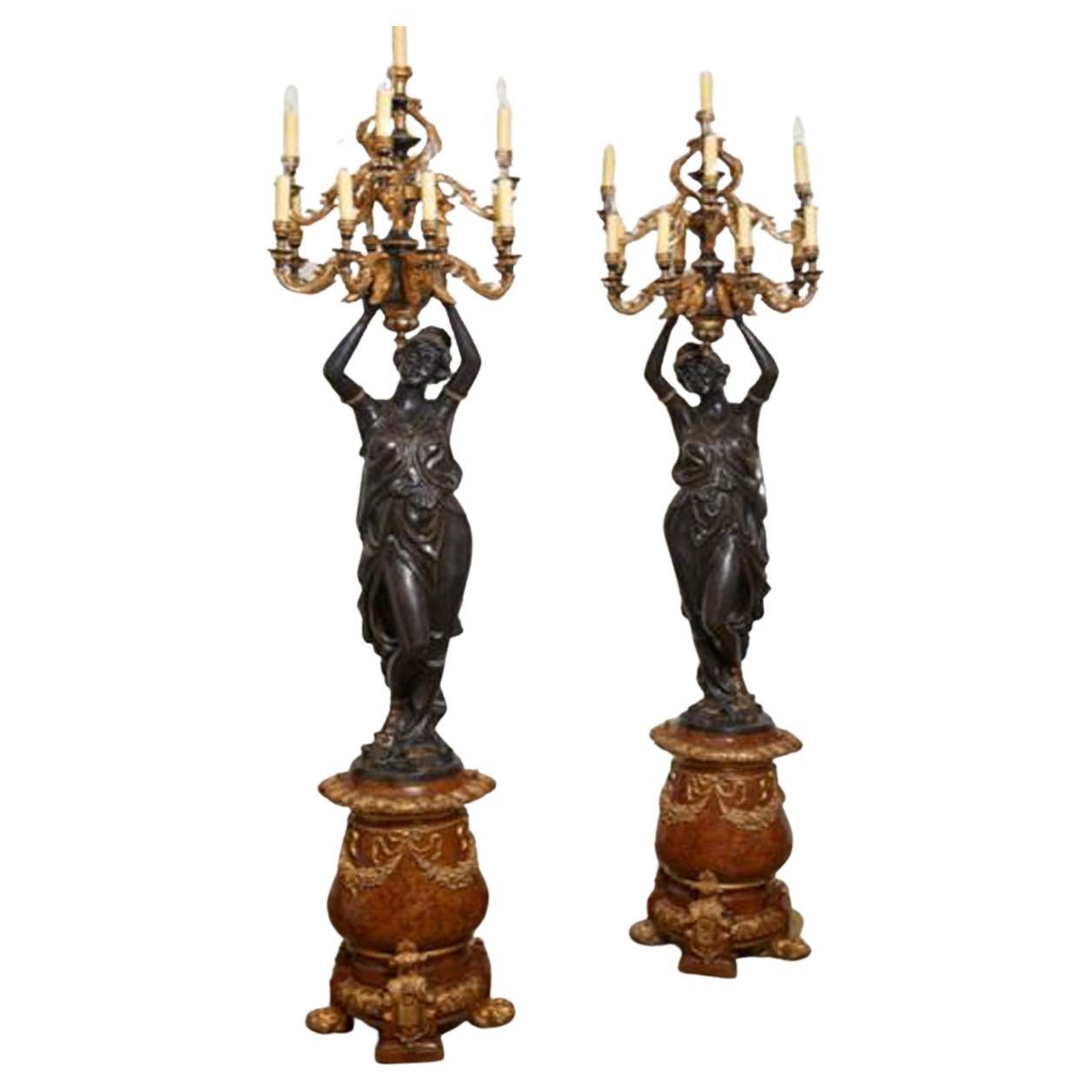 Monumentales Ormolu-Paar des 19. Jahrhunderts, dreizehnflammige patinierte Bronze im Angebot