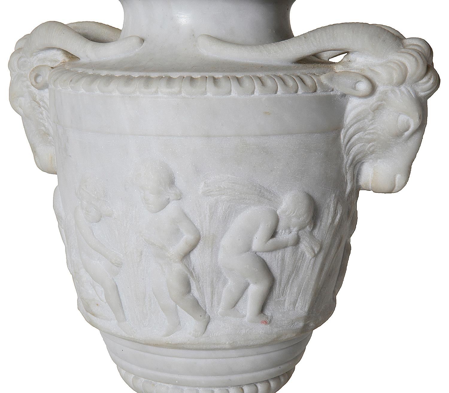 Carrara Marble Pair of 19th Century Neoclassical Carved Marble Urns