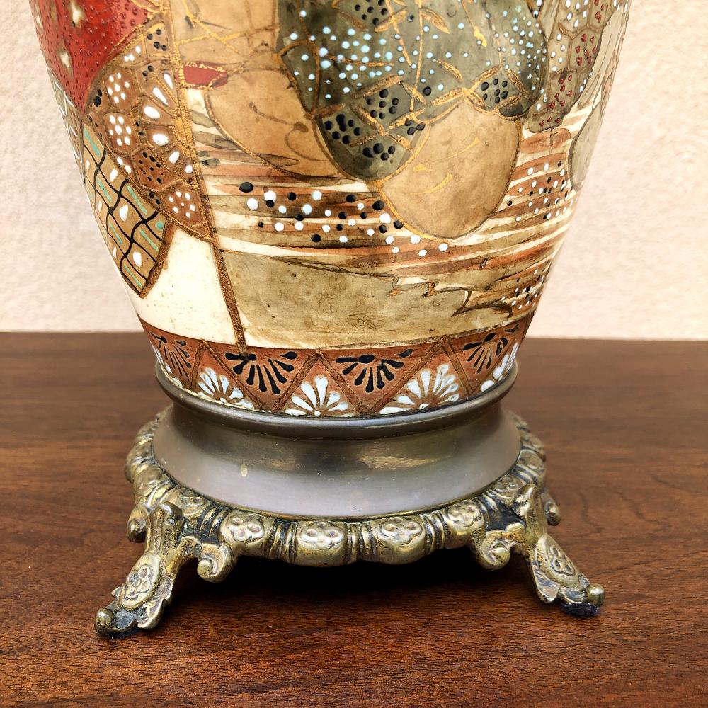 Pair of 19th Century Oriental Satsuma Vases, ca. 1880 For Sale 5