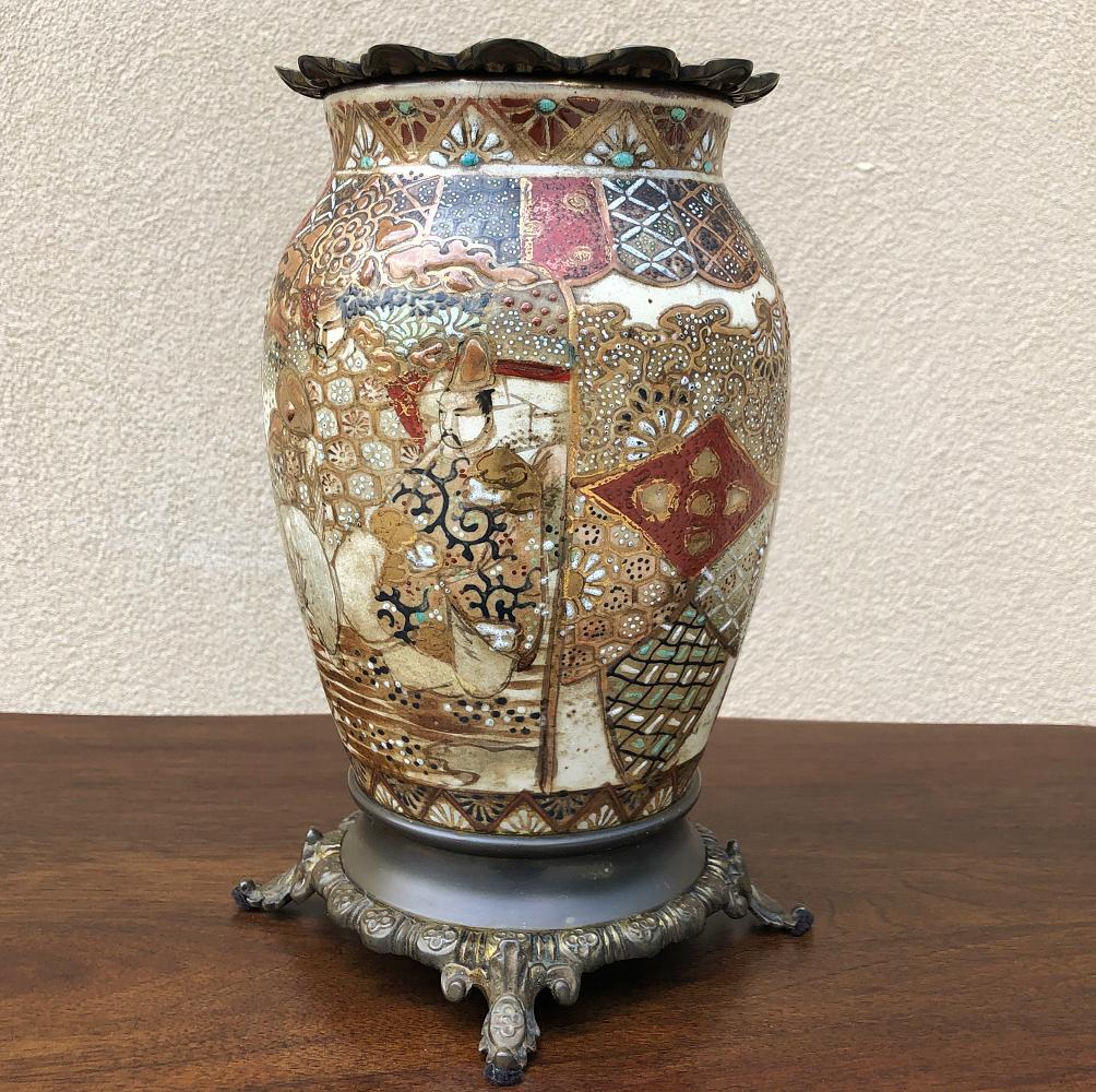 Japanese Pair of 19th Century Oriental Satsuma Vases, ca. 1880 For Sale