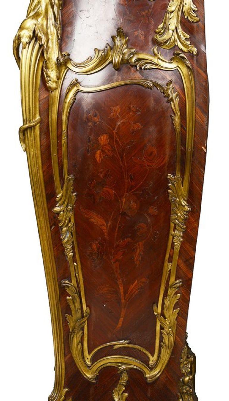 Bronze doré Paire de piédestaux du 19ème siècle par Francoise Linke en vente